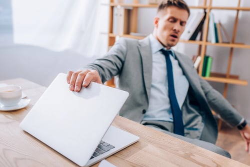 Digital Detox: Why Unplugging After Work is Essential for Productivity